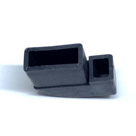 10 chiếc  bao ngoài móng ngựa 25x50 núm chụp nhựa đóng trong chân bàn ghế