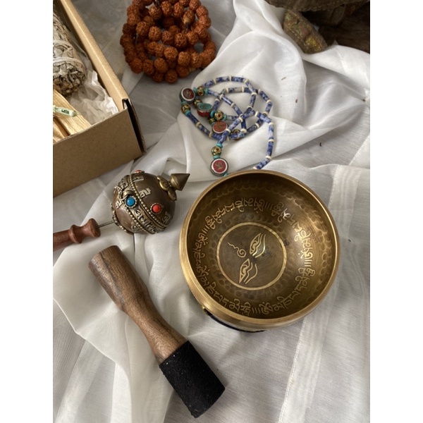 Bát chuông xoay tây tạng om mani padme hum