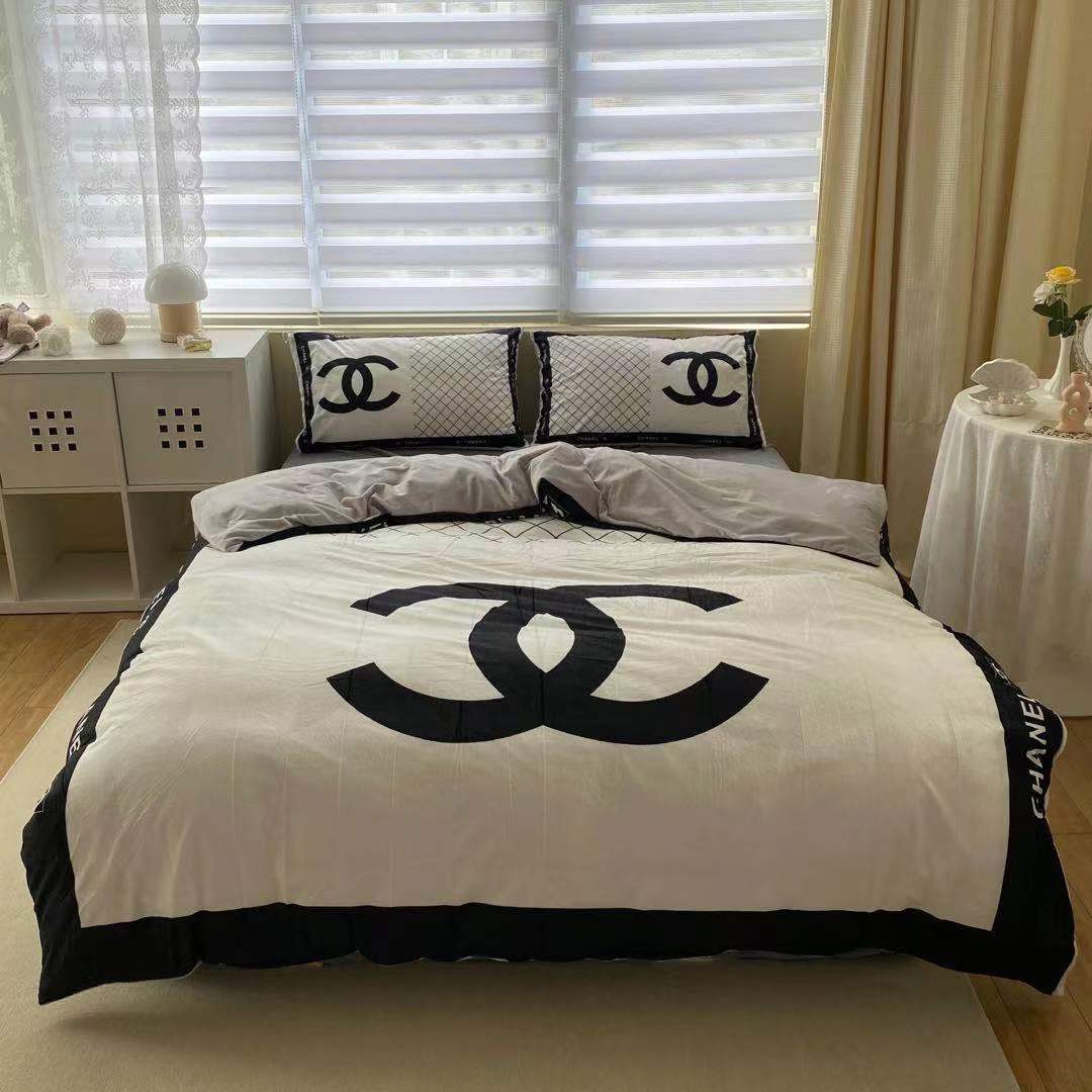 Set 4 món chăn ga gối nỉ nhung thương hiệu "chanel' sang chảnh nhập khẩu nguyên bộ