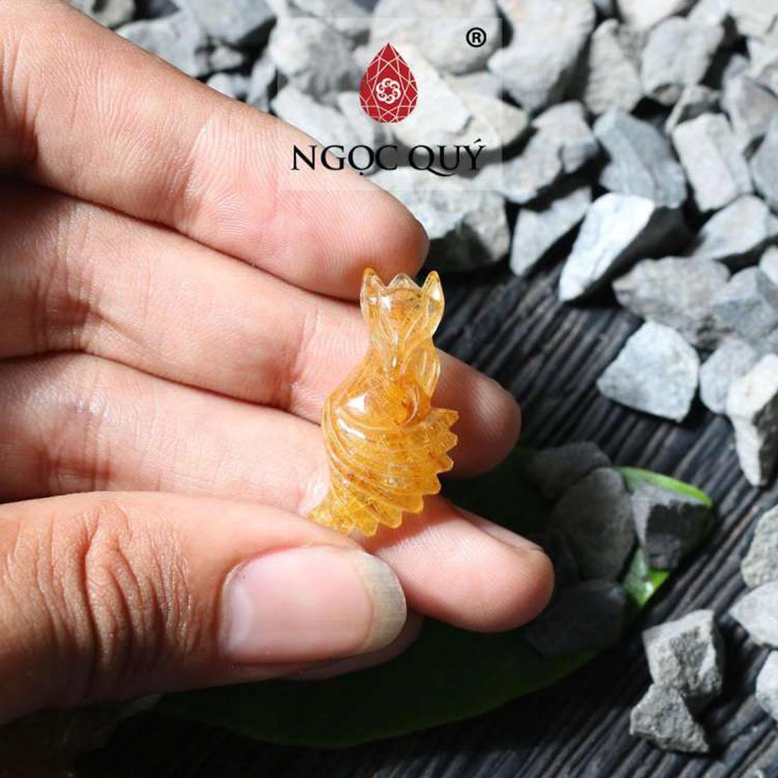 [HCM]Hồ Ly 9 đuôi đá thạch anh tóc vàng