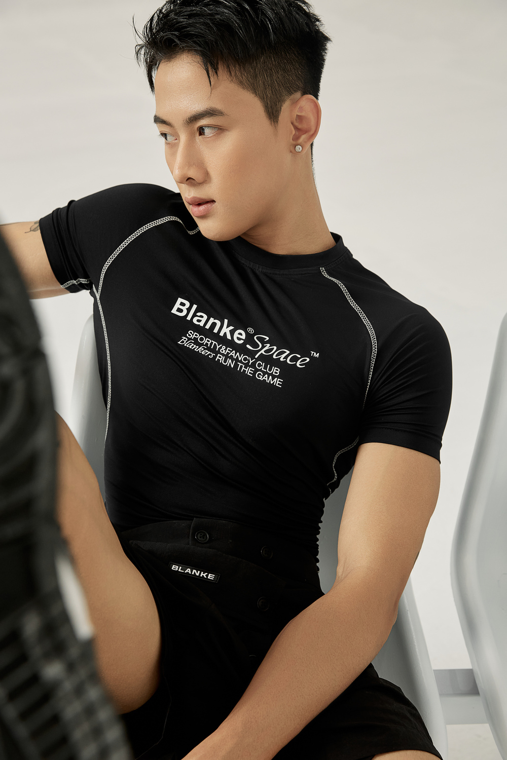 Blankespace áo fancy body tee thể thao nam nữ unisex vải poly 4 chiều màu đen