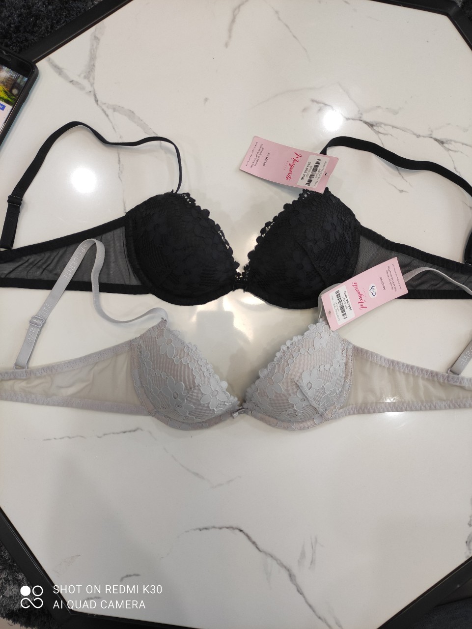 Áo lót nữ Marguerite 72041 cúp chữ V, mút mỏng, ren toàn bộ quả