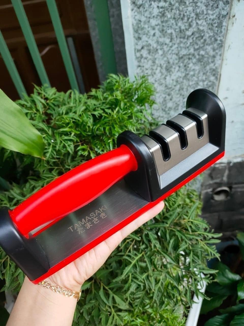 Dụng Cụ Mài Dao 3 Khe Nhật mài nhanh tiện Lợi