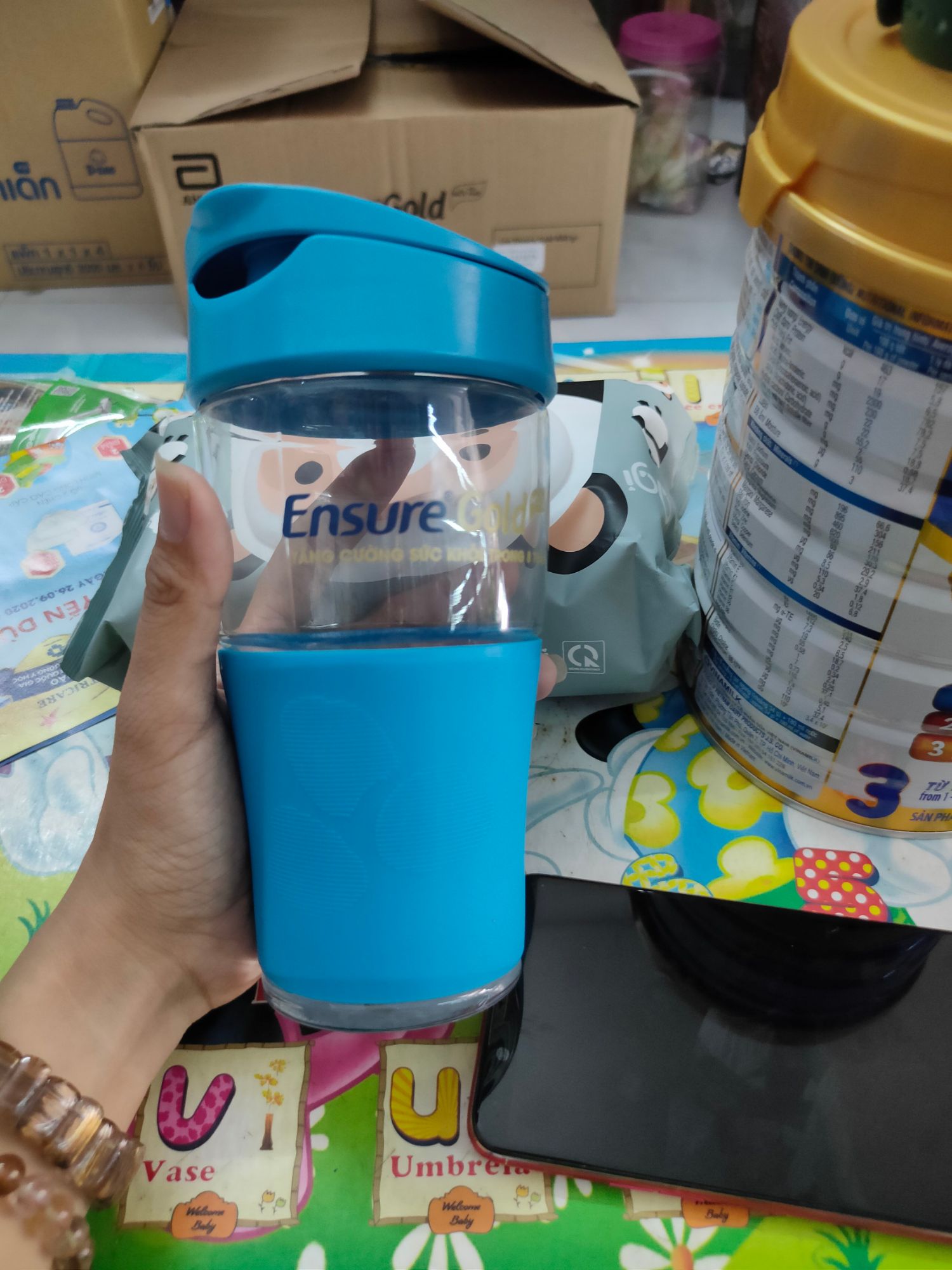 Bình thủy tinh ensure