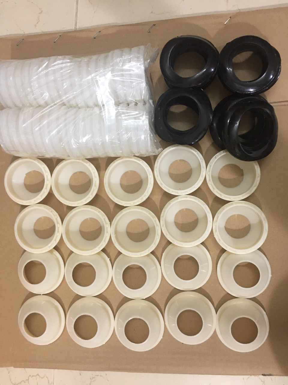 Combo 36 Gioăng ống thủy tinh phi 58 + 20 chén đỡ ống phi 58 dùng cho máy nước nóng NLMT