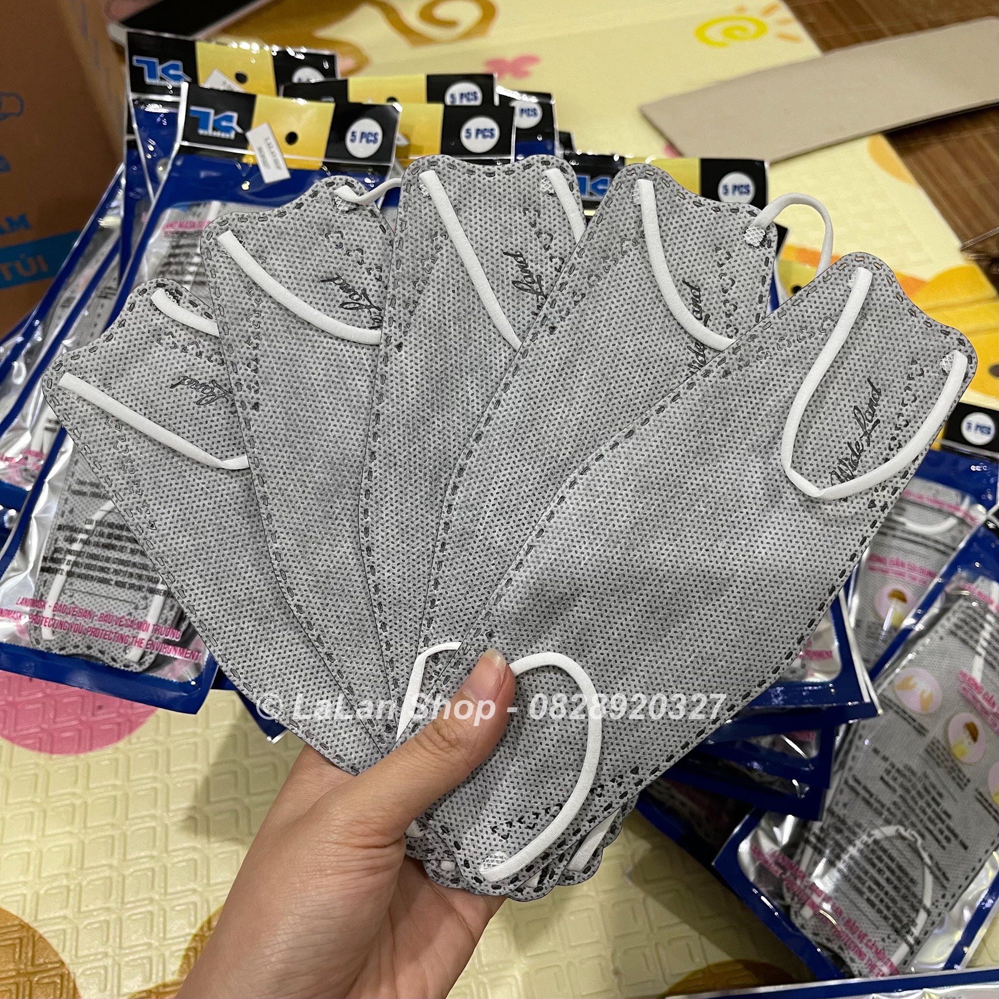 Khẩu trang 3D Land Mask trẻ em - Kid (gói 5 chiếc, màu xám - gray)/3D 마스크/4層マスク