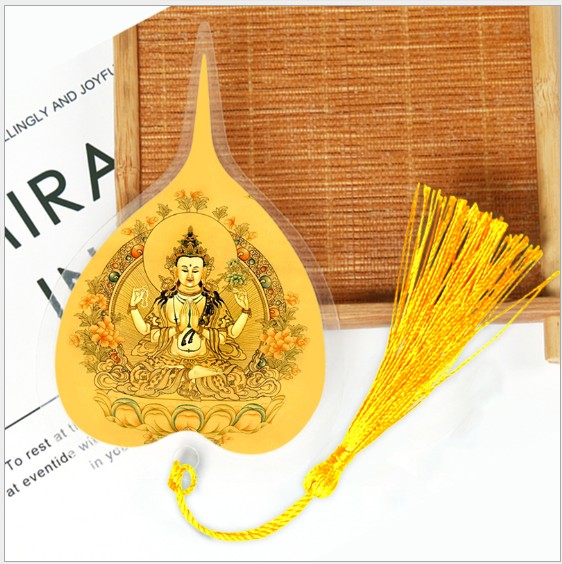 Lá bồ đề dát vàng in hình quán thế âm bồ tát