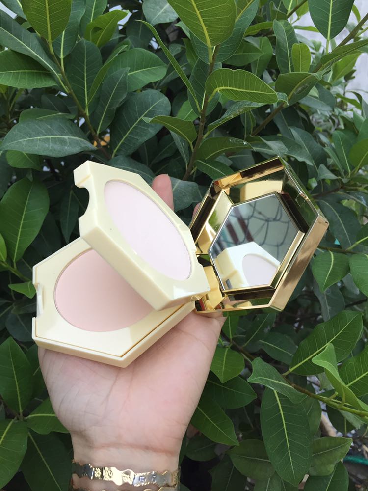 Phấn phủ siêu mịn collagen 2 tầng karite