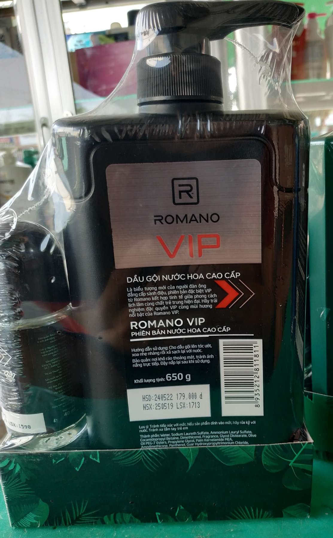 Dầu Gội & Sữa Tắm ROMANO VIP 650G - Tặng Kèm Lăn Khử Mùi 40ml