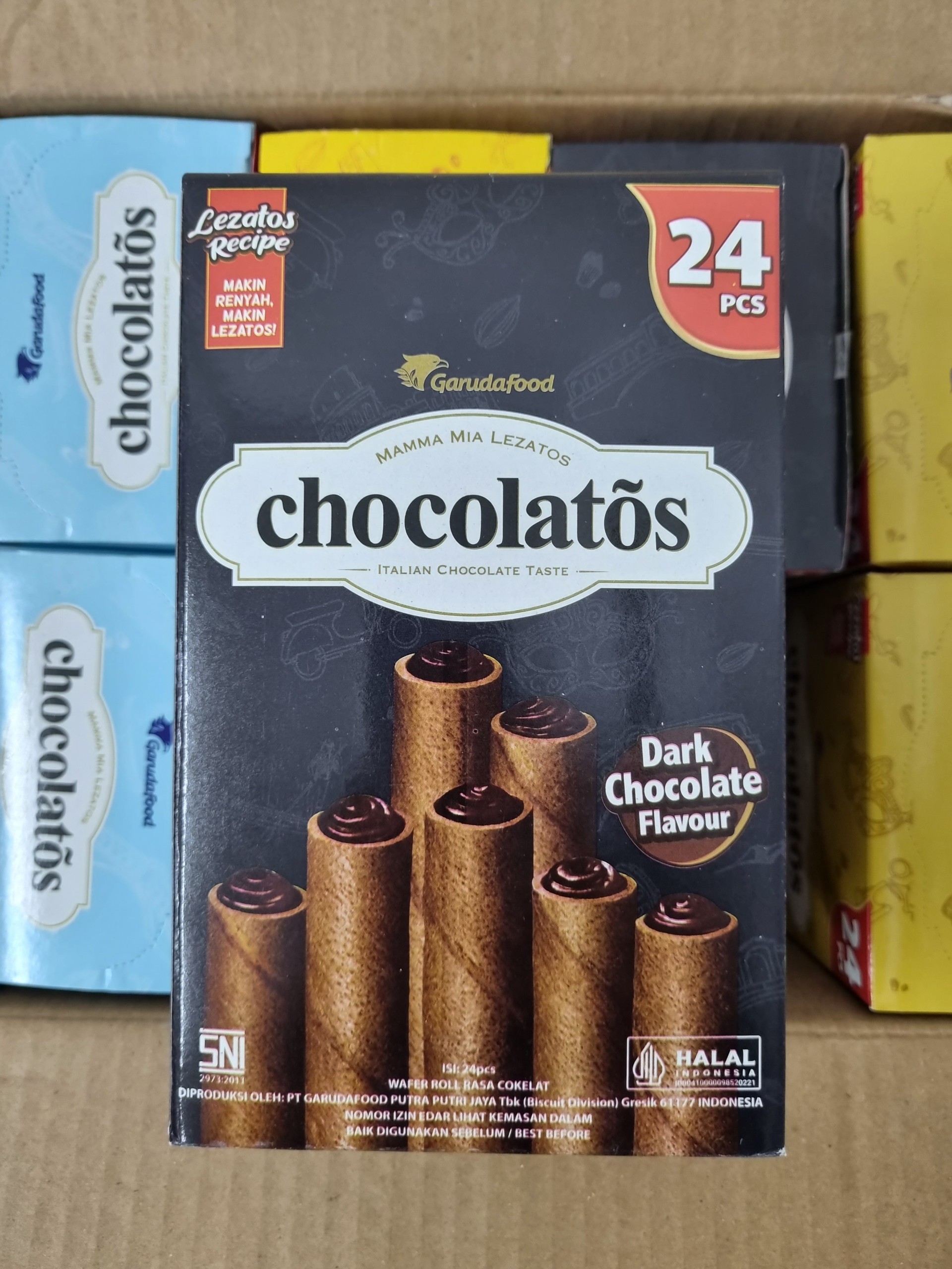 Bánh cuộn xốp chocolatos nhân socola đen 336g