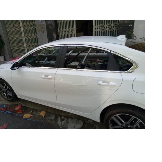 Nẹp viền chân kính, cong kính xe kia k3 2021 - 2022 inox sáng bóng
