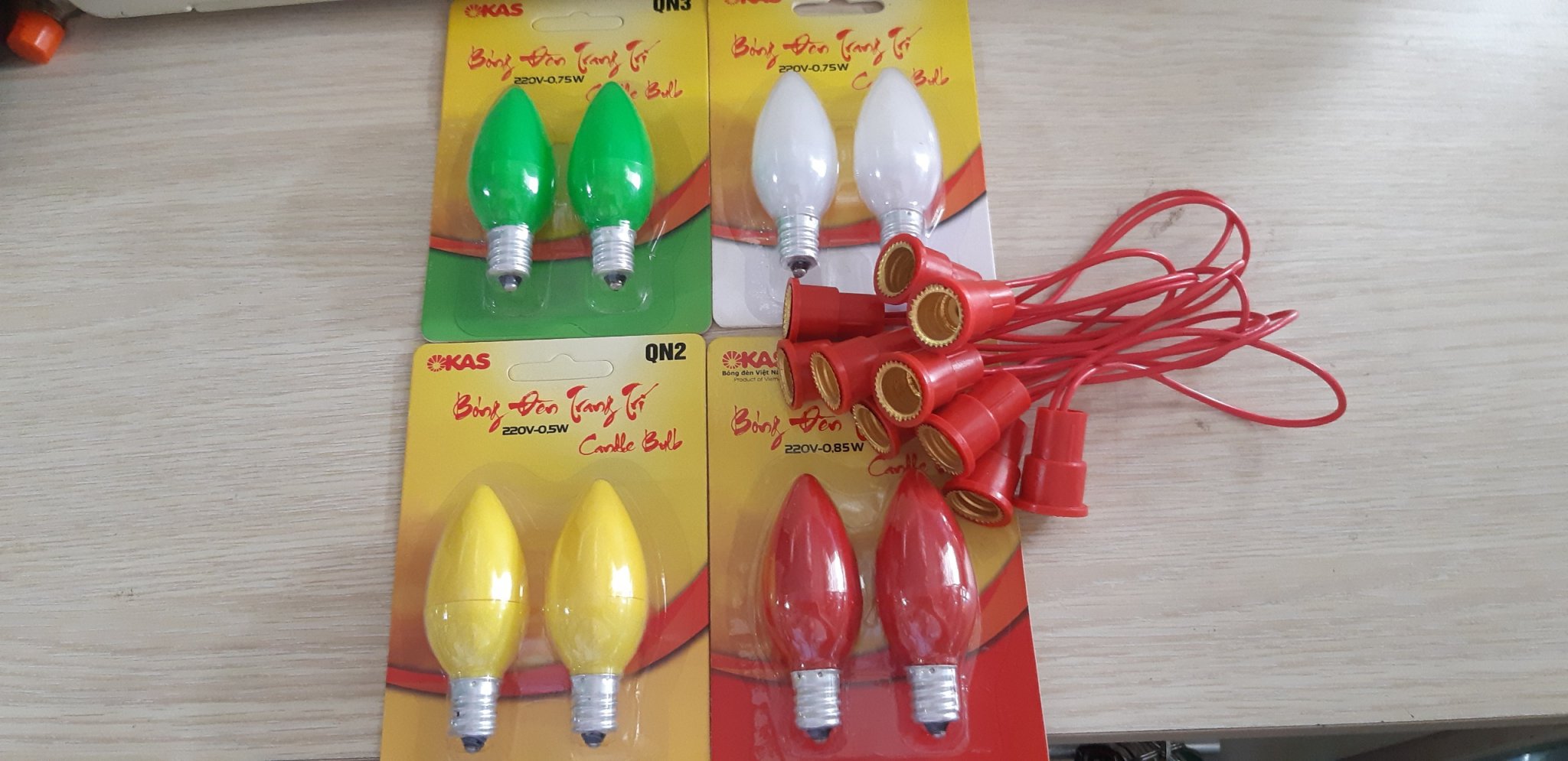 Combo 2 bóng led trang trí okas + 2 đui e12