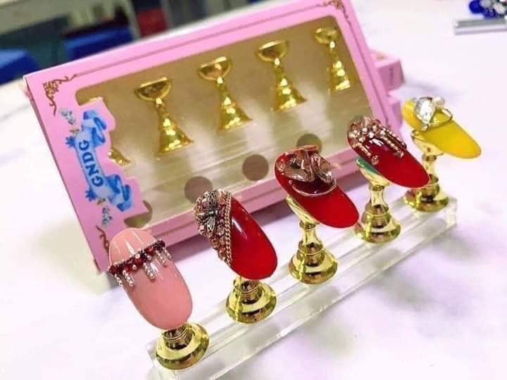Sét 5 chiếc đế dùng để sơn móng mẫu chăm sóc móng làm nail theo phong cách Hàn Quốc