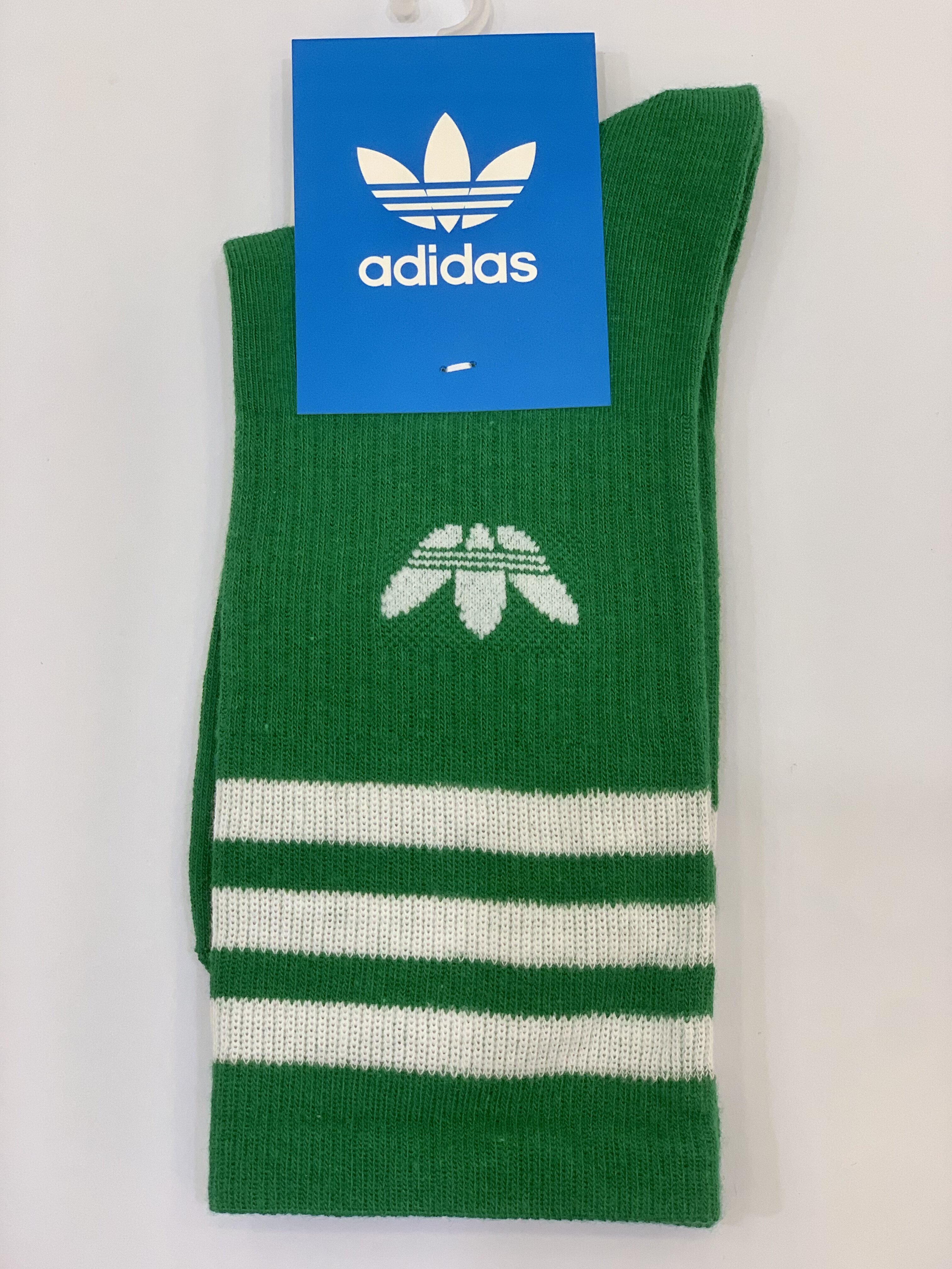 Vớ Adidas thể thao cổ cao màu xanh lá