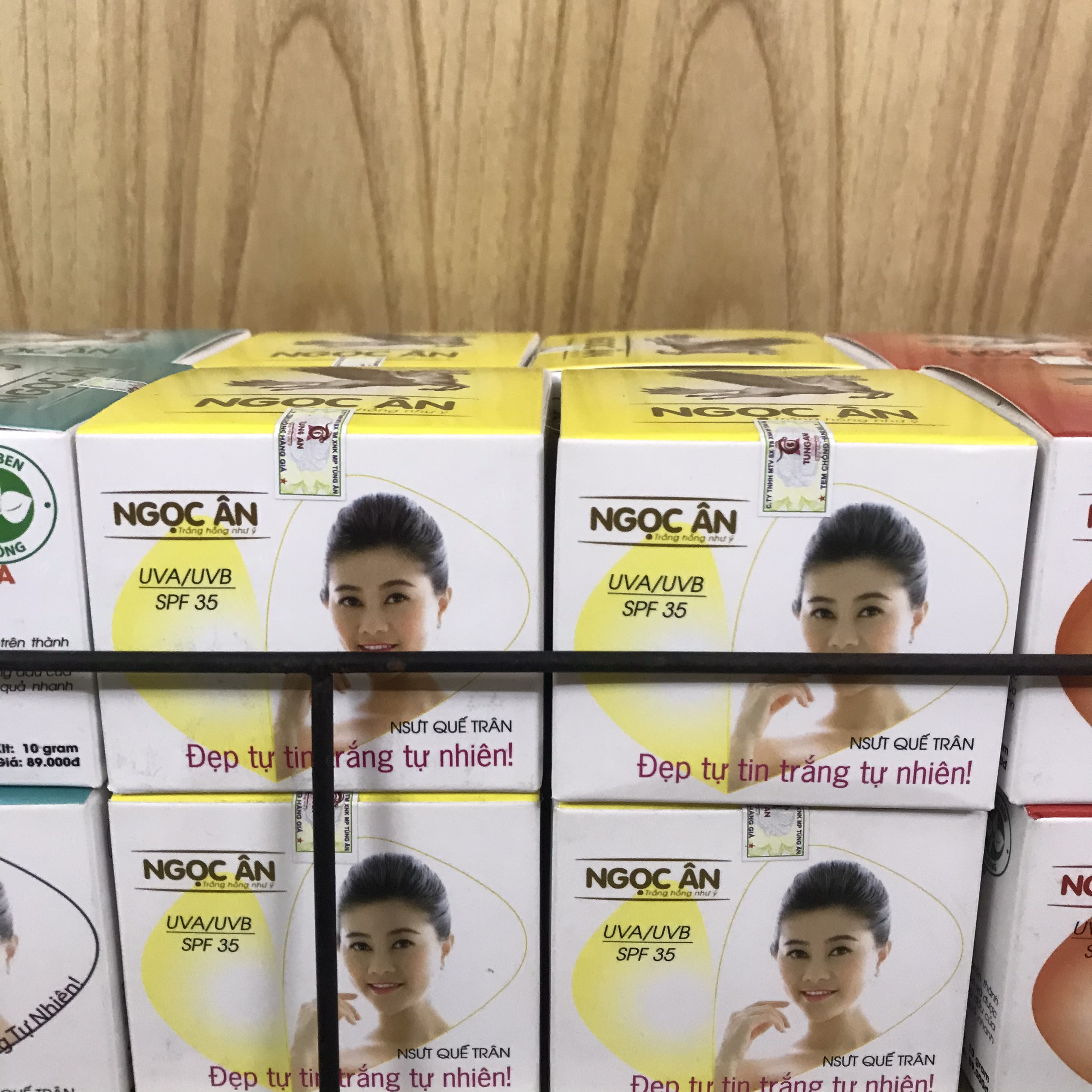 Kem ngọc ân ngừa mụn , mờ sẹo, mờ thâm 10g