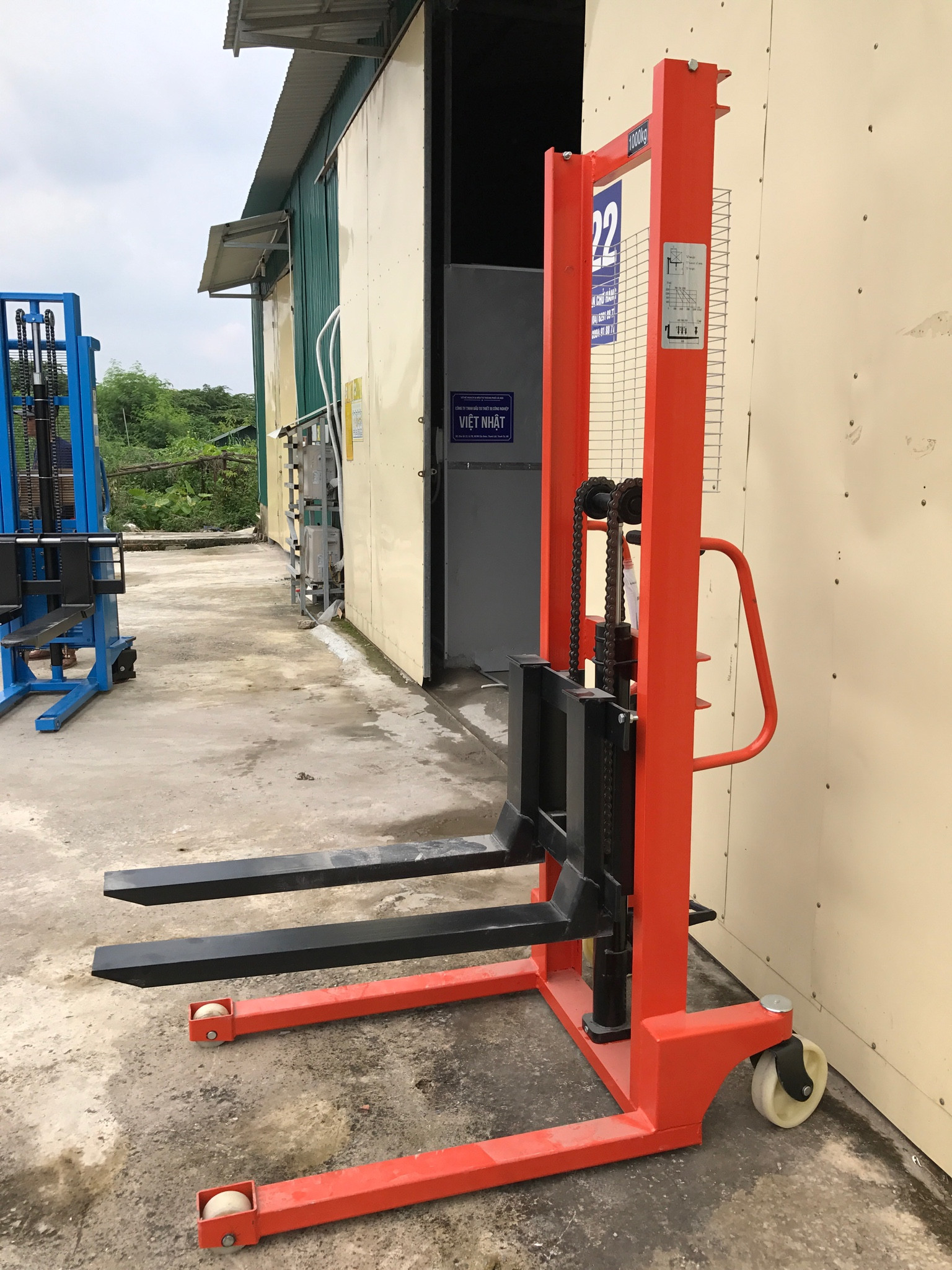 Xe nậng tay cao 1 tấn CTYA1016