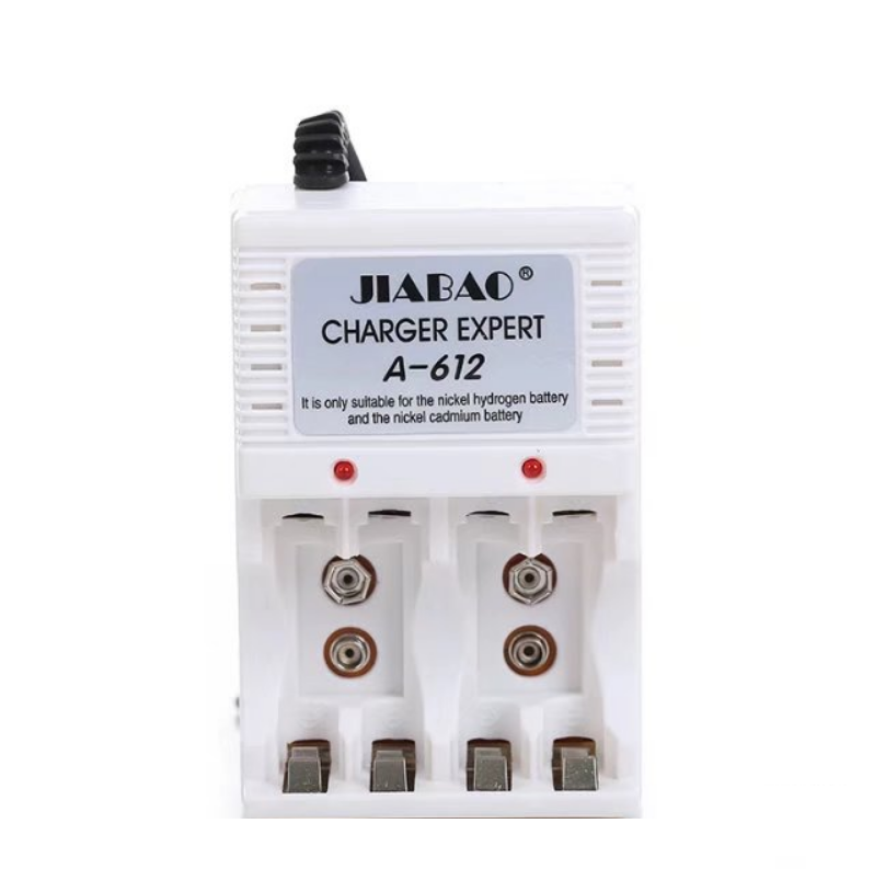 Bộ sạc pin AA-AAA-9V (A-612) bao gồm một máy sạc kèm pin - Máy có thể sạc các dòng pin sạc khác nhau với 2 kích cỡ tiêu chuẩn AA và AAA