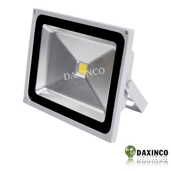 Đèn pha led 50w daxinco thông dụng