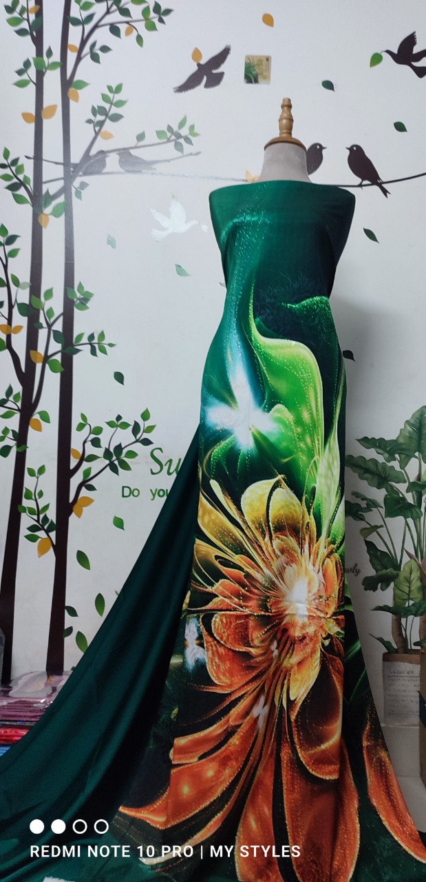 Vải áo dài cao cấp hoa văn lớn độc đáo, phá cách - lụa vân gỗ hoa hồng