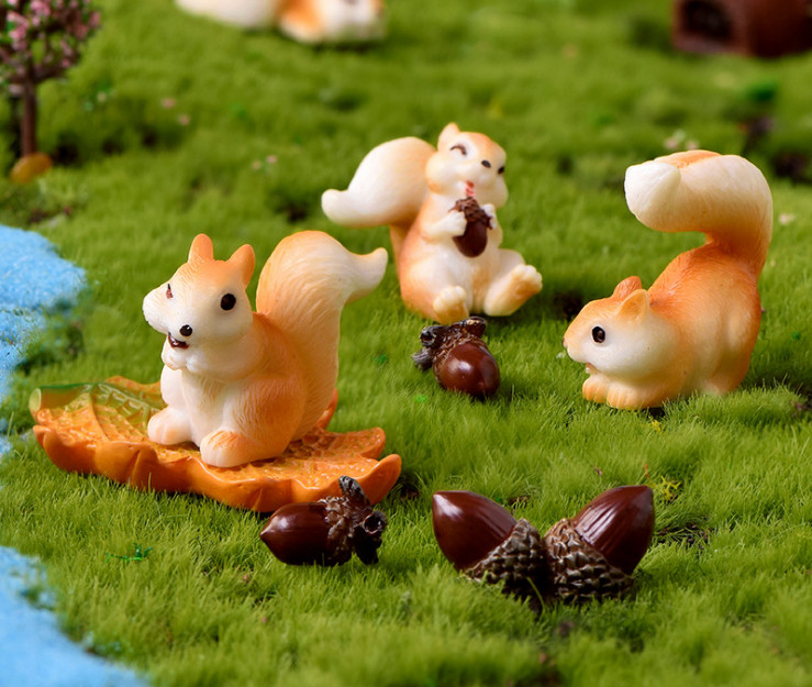 [HCM]Mô hình gia đình sóc nâu trang trí tiểu cảnh chậu cây terrarium sen đá