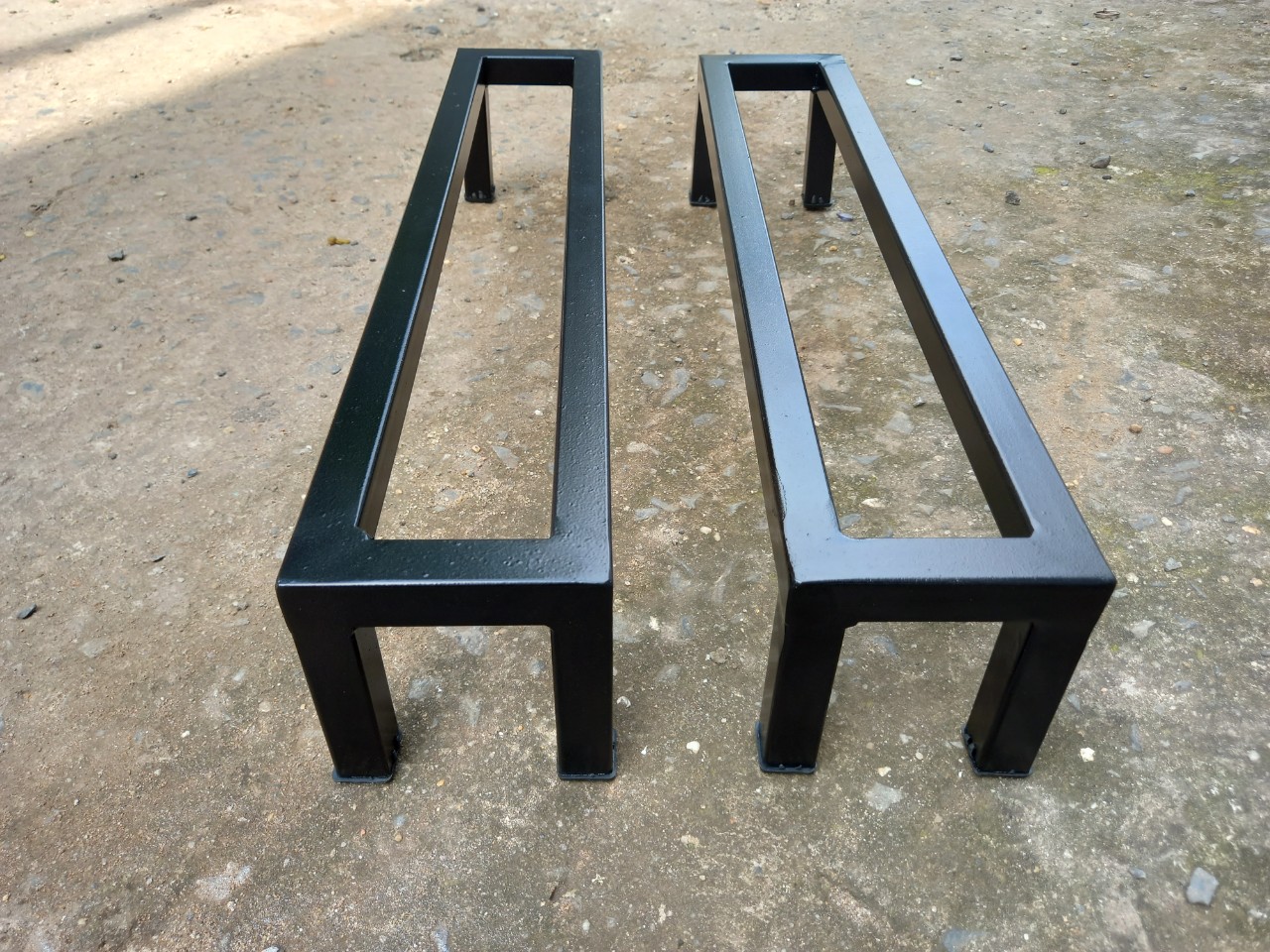 Kệ sắt dài cm - rộng 10cm - cao cm, 0 nan, thép 20x20mm mạ kẽm sơn tĩnh điện - kệ kê chậu cây - giá để chậu cây
