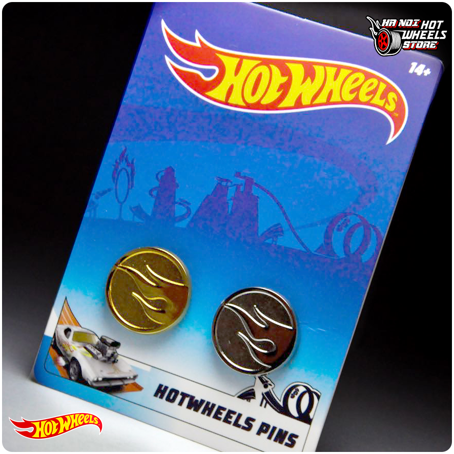 Bộ 2 Pin cài áo, mũ hình ngọn lửa Super Treasure Hunt STH Hot Wheels