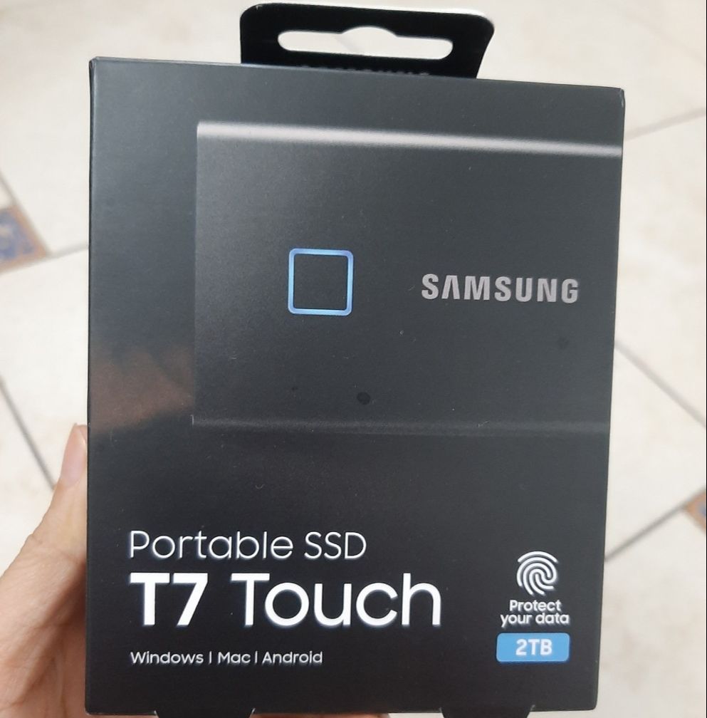 Ổ cứng di động ssd 2tb samsung t7 touch - bảo mật vân tay