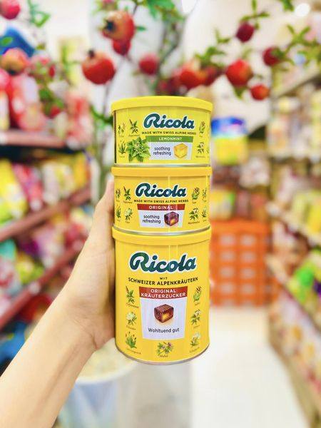 Schweizer Kräuterzucker RICOLA - Kẹo ngậm ho thảo dược Đức