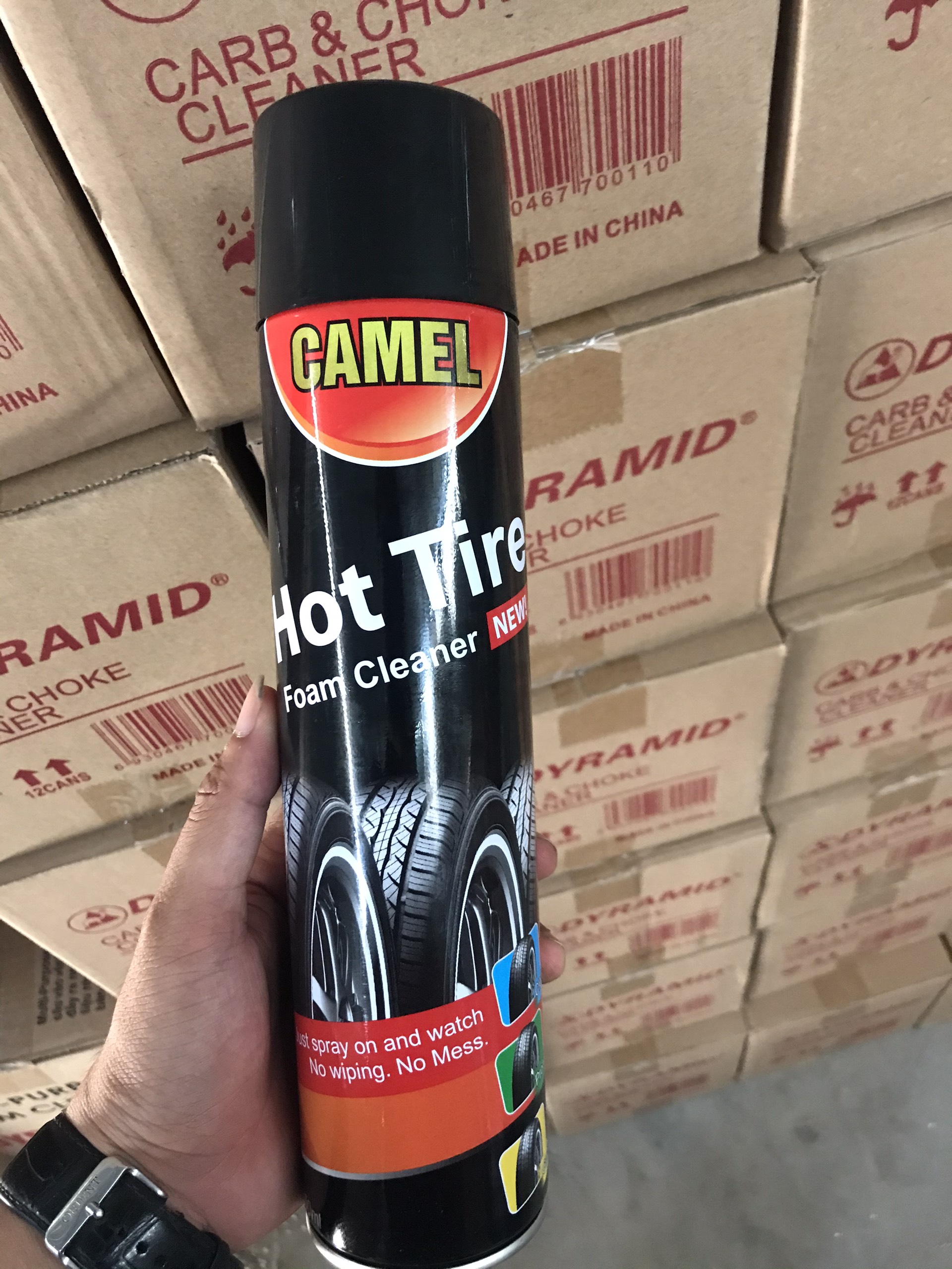 Bình xịt đánh bóng lốp ô tô camel 650ml