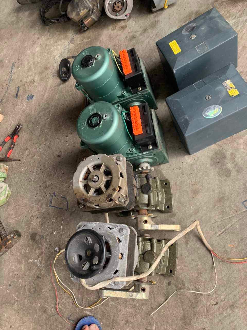 Mô tơ cửa, cổng lùa 370w 500kg