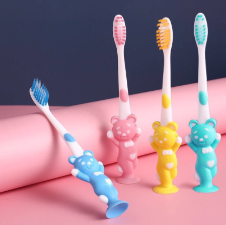 Set túi 4 chiếc bàn chải cho bé hình động vật đáng yêu
