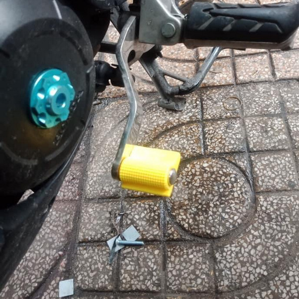 CAO SU GẮN CẦN SỐ XE MÁY, CAO SU GẮN BỌC CẦN SỐ VỪA TRANG TRÍ VỪA CHỐNG TRẦY (MÀU VÀNG)