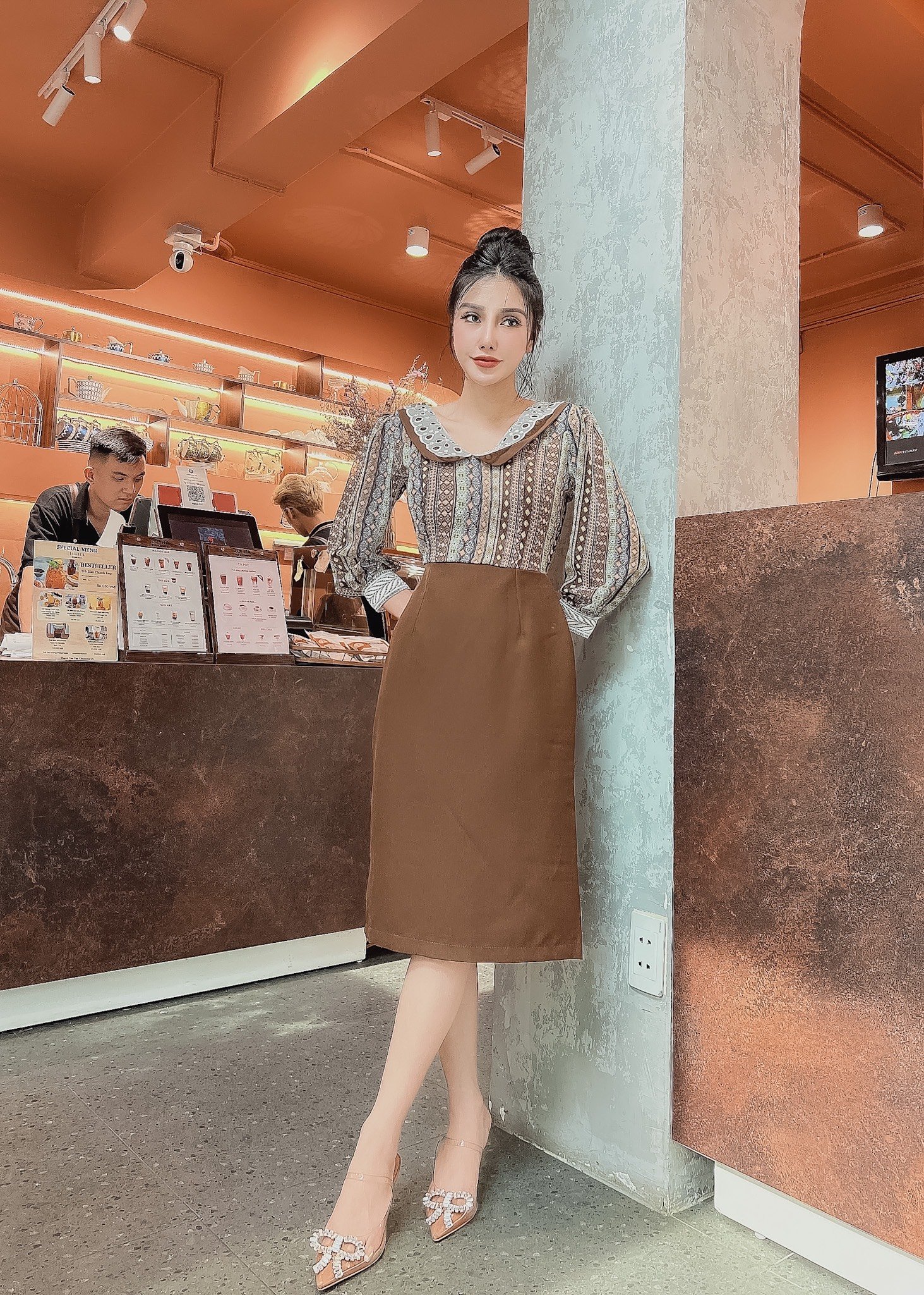 Đầm cs nâu phối voan sọc– m010