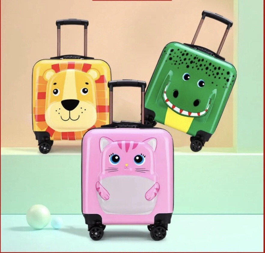 Vali nhựa kéo trẻ em vuông họa tiết 3D có khóa số, dây đai và ngăn phụ. Vali Size 18 inch dùng cho bé trai và gái