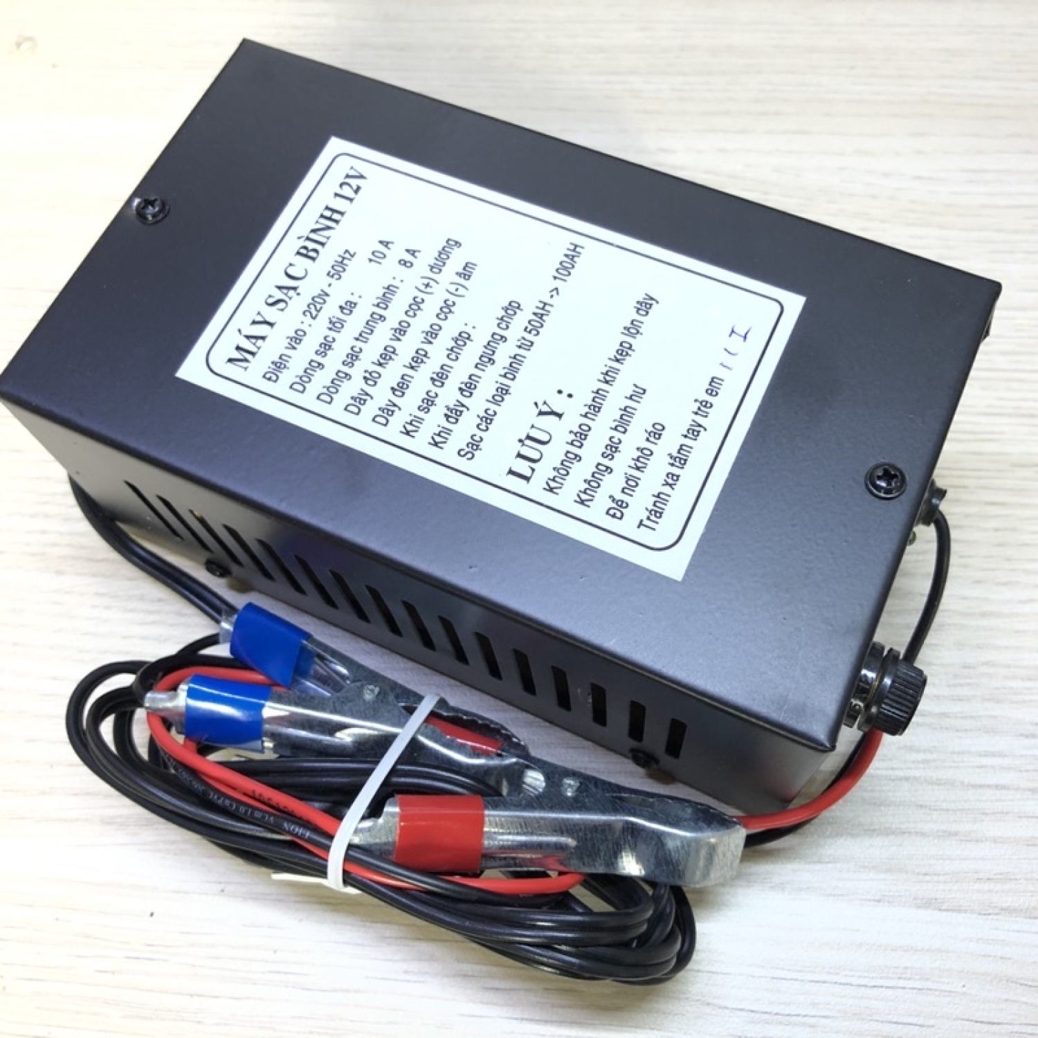 Sạc acquy 12v sạc cho bình từ 50a-100a