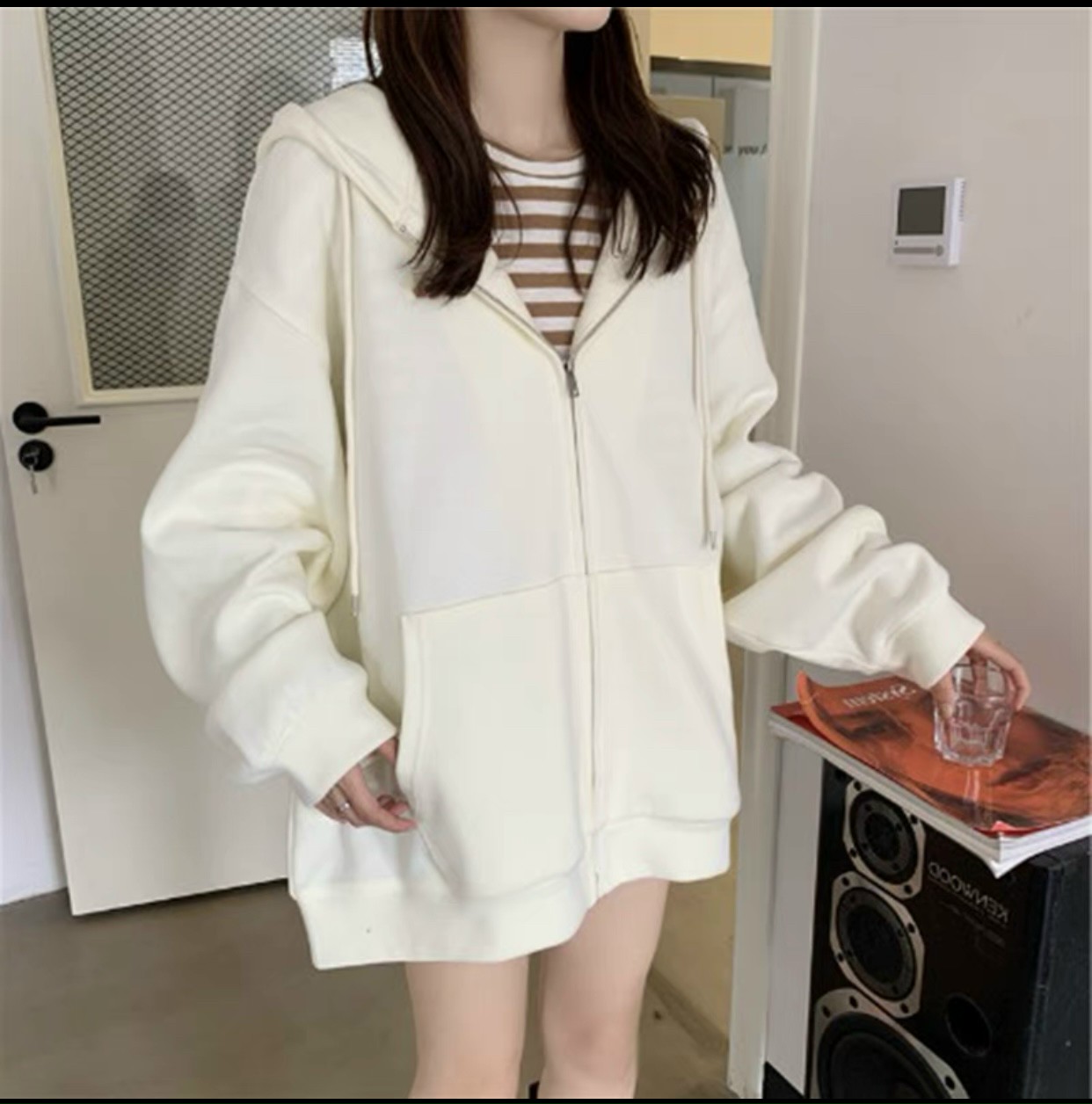 Áo khoác nỉ hoodies, áo khoác nỉ trơn dây khóa kéo kiểu dáng phong cách. xut