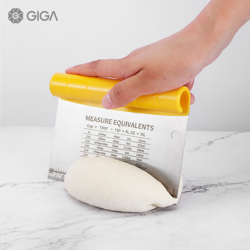 GIGA essential Dụng cụ làm mì bằng thép không gỉ Dụng cụ cạo 2 trong 1 với máy cắt vảy cuộn tay cầm Bột nhào dụng cụ làm bánh