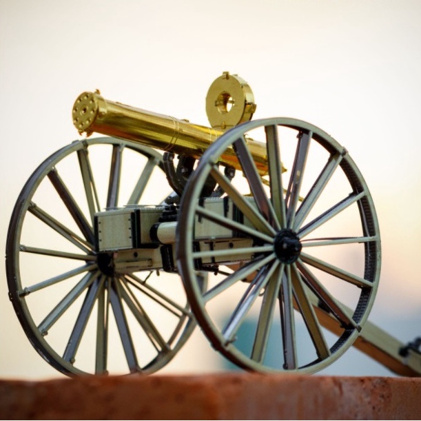 Mô hình 3d kim loại xe gatling
