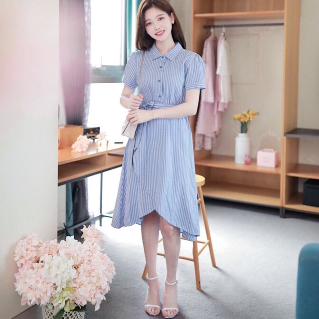 Đầm sọc xanh xẻ tùng