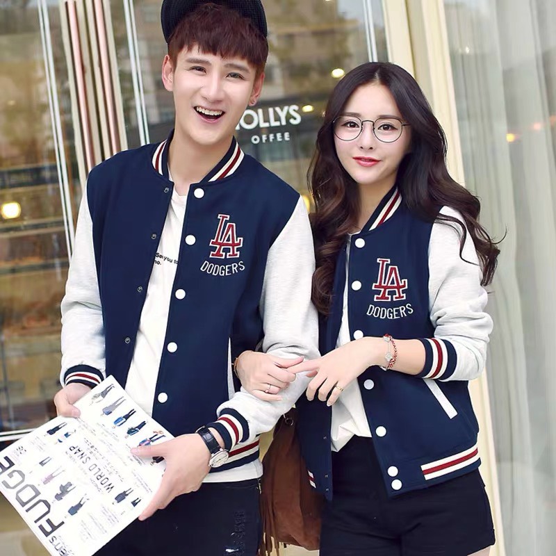 [HCM]ÁO KHOÁC HOODIE NAM NỮ CẶP ĐÔI THỜI TRANG BÓNG CHÀY ĐỈNH CAO