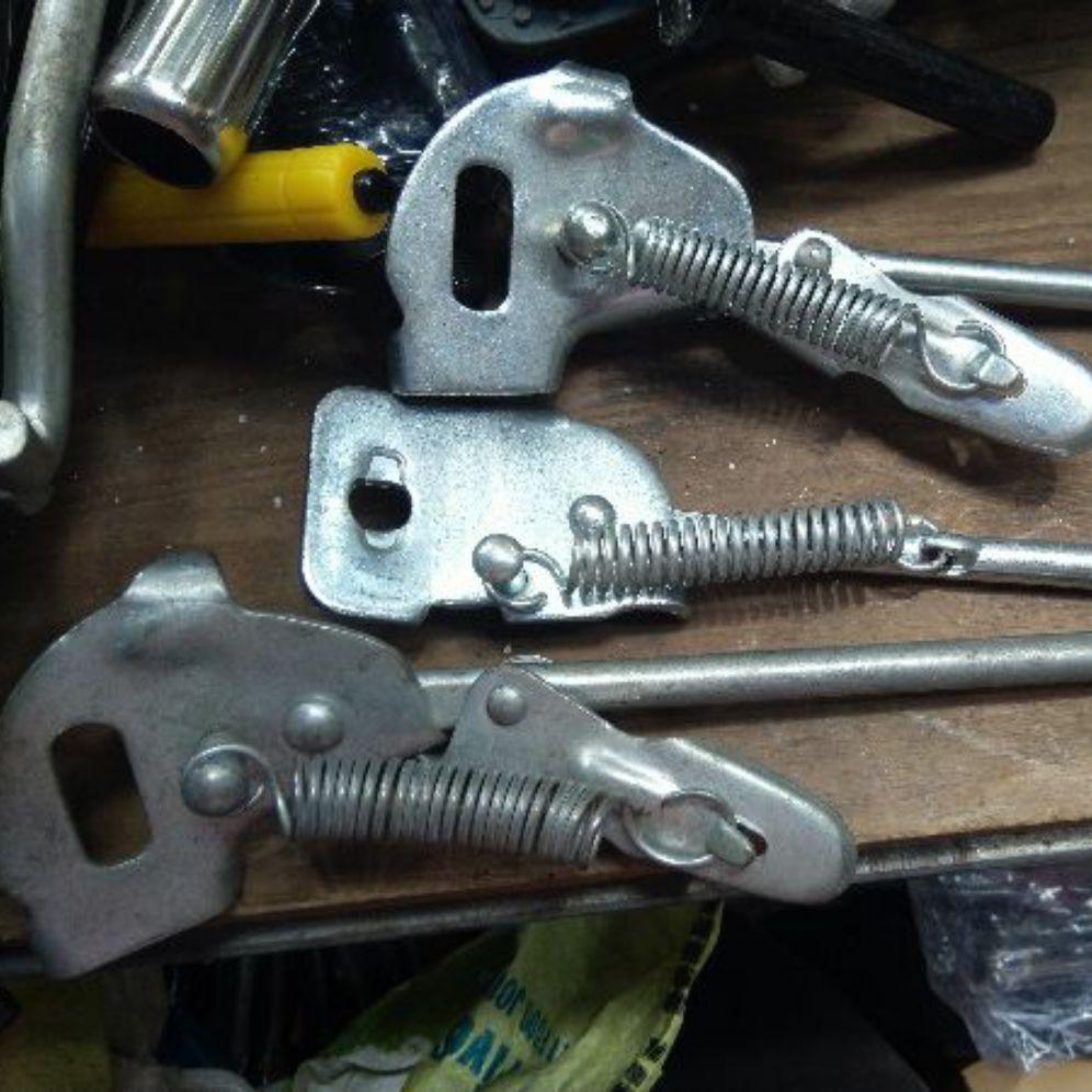 1 chiếc chân chống xe đạp trẻ em các cỡ 12-14-16-18-20