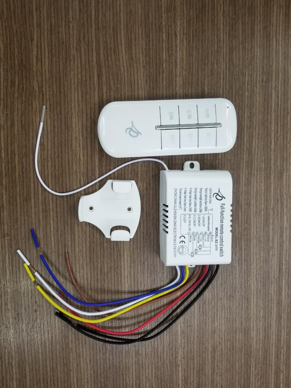 Công tắc điều khiển từ xa 4 kênh