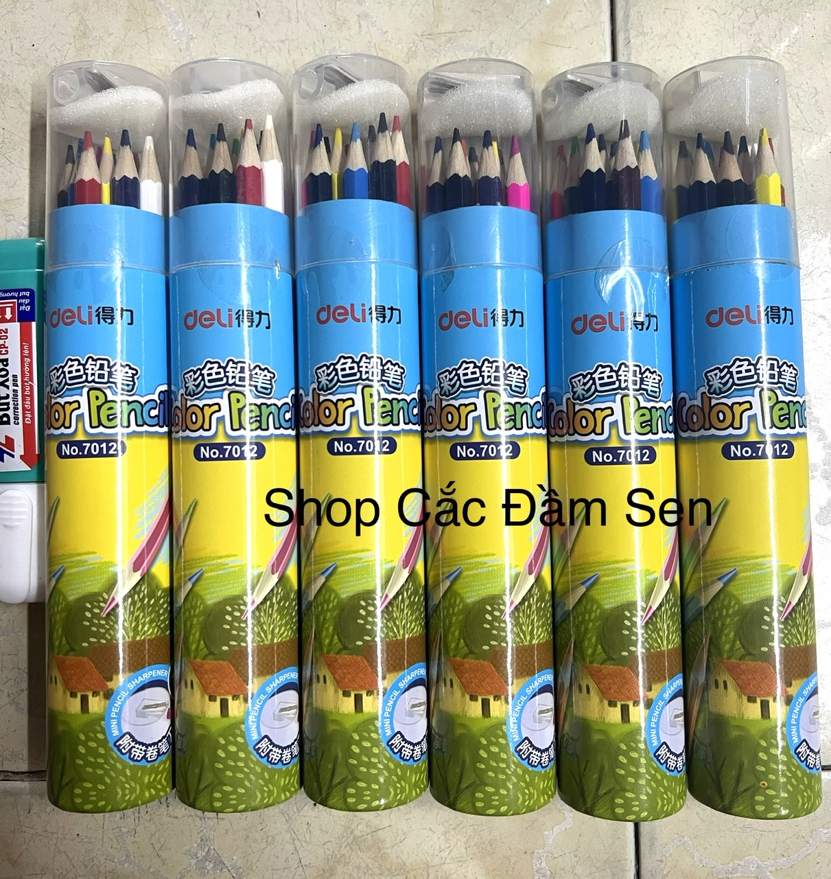 Bút chì màu deli lon 12 màu, 24 màu, 36 màu có chuốt trên nắp
