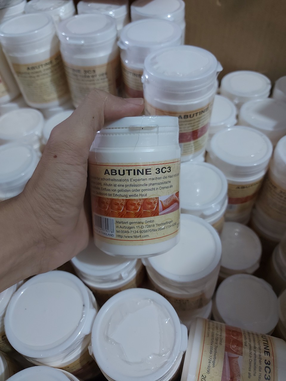kem tẩy trắng abutine 3c3 hồng, vàng