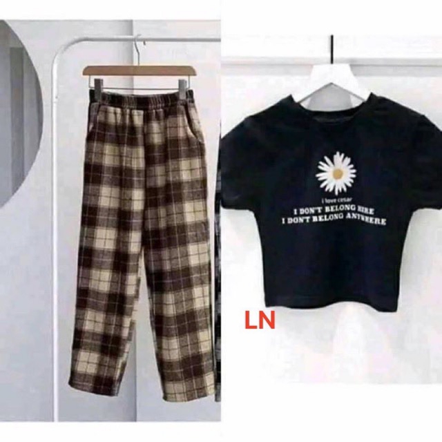 Mặc là Đẹp-Sét bộ áo hoa cúc và quần kẻ sọc phong cách