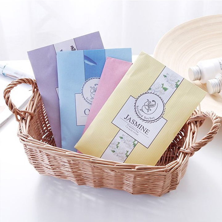 Combo 3 Túi Thơm ngẫu nhiên Thảo Mộc Hoạt Tính-treo phòng- tủ áo- phòng tắm