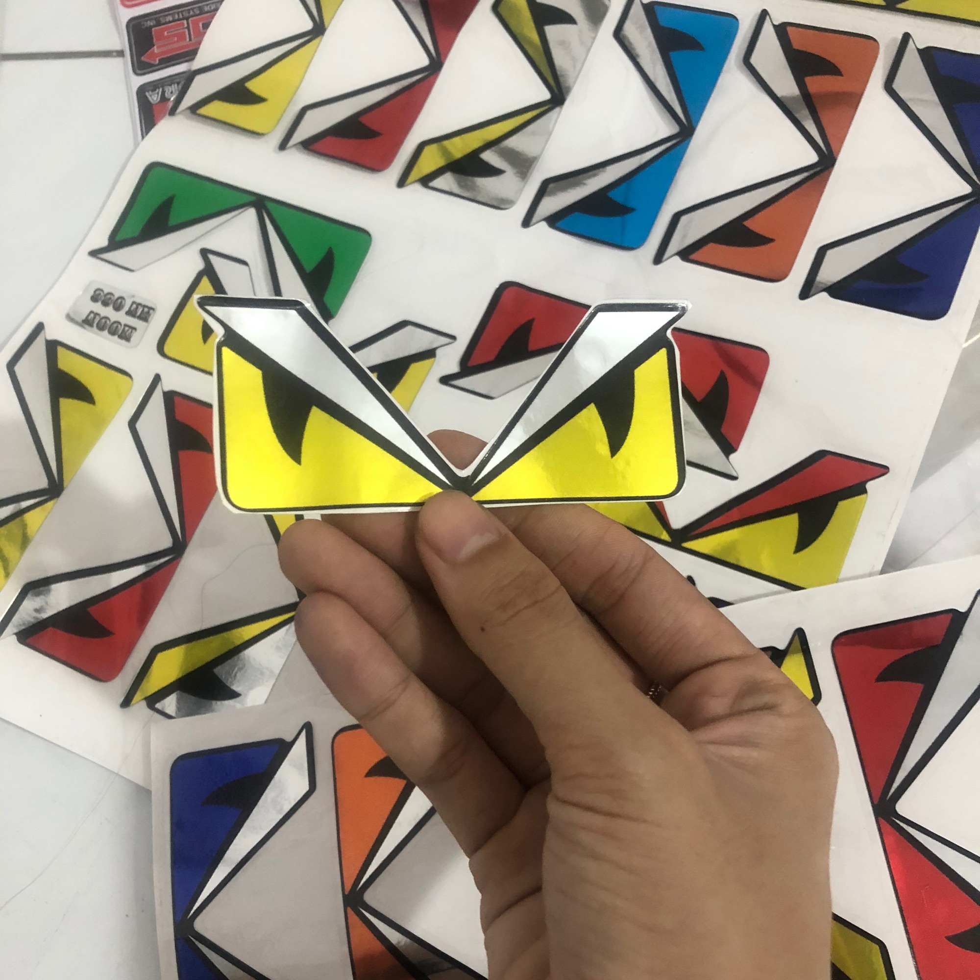 [HCM]Tem con mắt phản quang