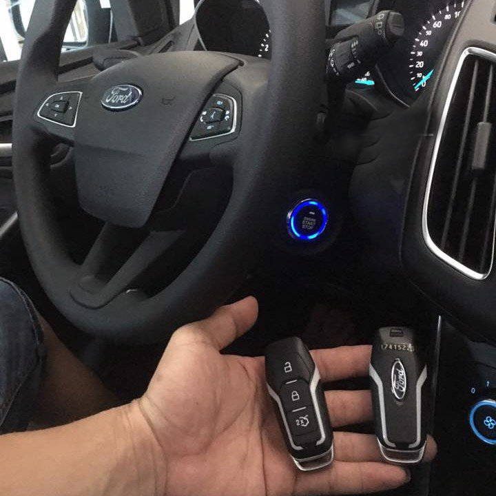 Xe Ford gắn đề nổ từ xa start stop chìa khóa thông minh