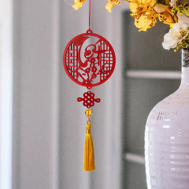 TẾT 2024 Bộ 12 món dây treo trang trí tết hoa văn và thư pháp handmade bằng gỗ màu đỏ treo cây đào, cây mai Combo 12D