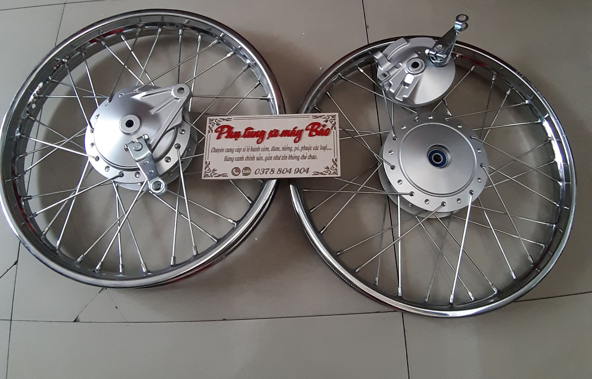 bánh căm zin theo xe WAVE 2018 full bạc đạn ống chỉ  ( kèm má đùm trước sau 1:1)